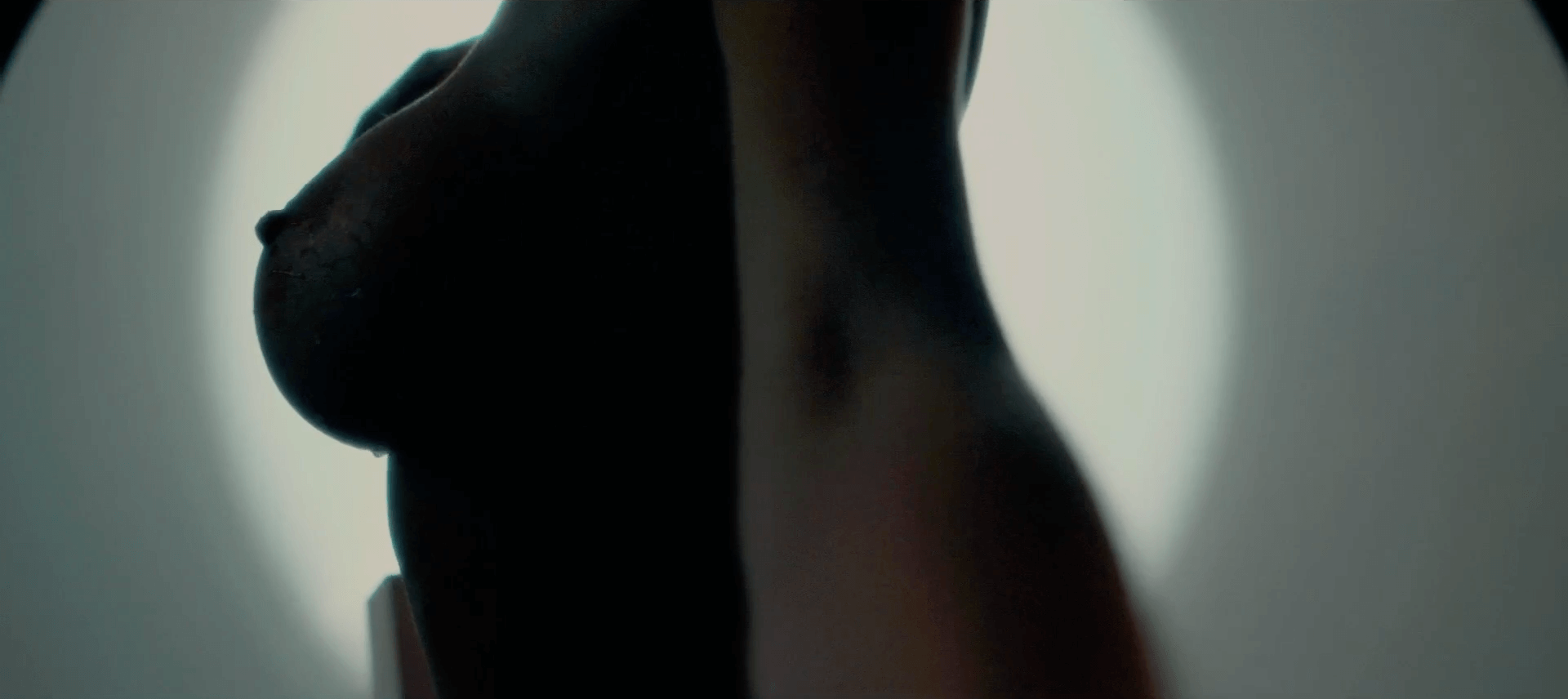 Luis Filipe Photographer - body-scape-sensual-nude-luis-filipe-studio-photo-monaco.png